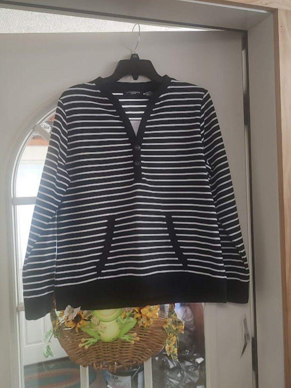 New Speculation Black White Striped Long Sleeve Knit Top Size Women's  Petite M